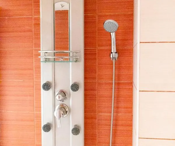 Apartment Cosy Nest Close To Blaha Sqr
